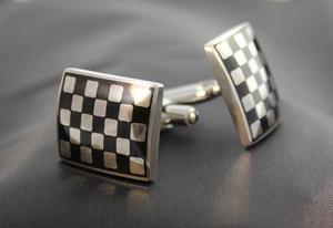 Cufflinks: CHESS Cufflinks