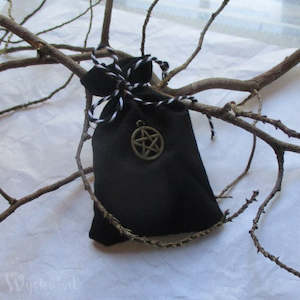 Sachets And Spell Pouches: Protection Sachet