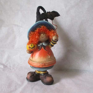 Halloween Kid with Bat - Clearance Stuff