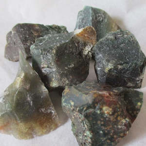 Naturally Rough: Bloodstone Rough 25-30gm