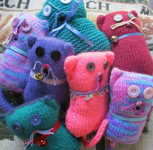 Familiars: Nana Knitted Kitty Cat Toy x 1