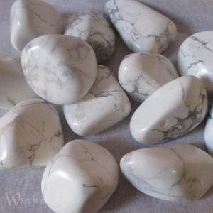 White Howlite 10-14gm
