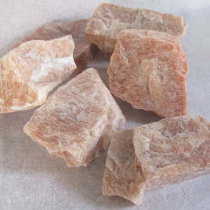 Crystals And Gemstones: Peach Moonstone Natural 16-18gm