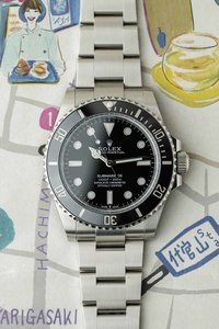 Rolex: Rolex Submariner No-Date Ref. 124060 2025 w/ Box & Papers