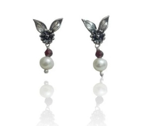 Daisy Leaf Earrings