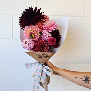 Dahlia Bouquet