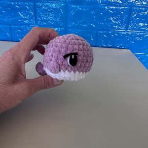 Gift Ideas 10 And Under: Crochet Whale Plushie mauve/white