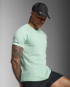 Men Tops Short Sleeve: Aero Tee