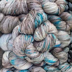 Dick Turpin ~ Tweedy DK ~ Donegal Nep Merino 8ply