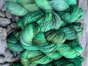 Grow Better! ~ Merlin Worsted ~ Merino Linen 10ply