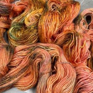 Ella ~ Merlin Fingering ~ Merino Linen singles