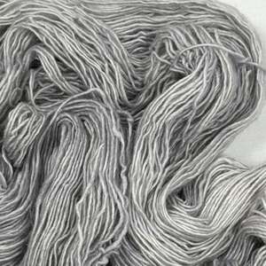 Merlin Merino Linen Fingering: Ash ~ Merlin Fingering ~ Merino Linen singles