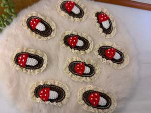 Mushroom Frame Lace Hair Clip