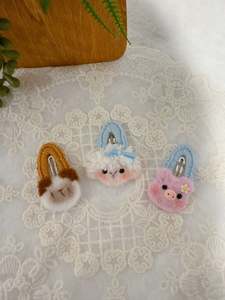 Crochet Hair Accessory: Fluffy Hollow Hair Clip