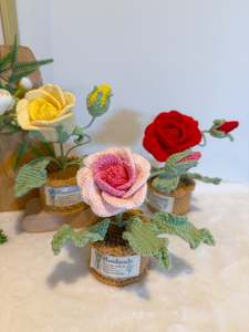 Romantic Rose Pot Decoration