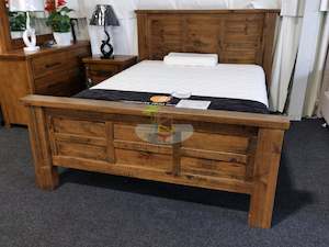 Kingsize: Woodgate# NZ Pine Rustic Bed Frame | King| TR