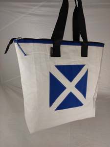 The Docksider Tote: Scottie Cargo 931