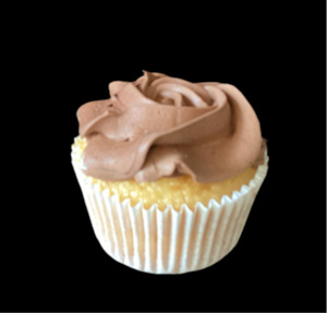 Cupcakes: Vanilla Cupcake w/ Chocolate Buttercream Frosting