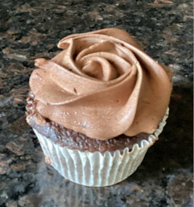 Chocolate Cupcake w/ Chocolate Frosting