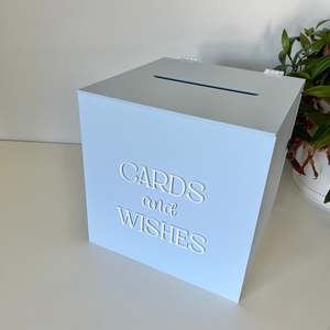 Wishing Well Guest Books: Cards & Wishes Wishing Well in 3D