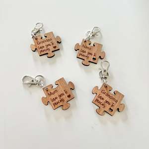 Love you to pieces keyring