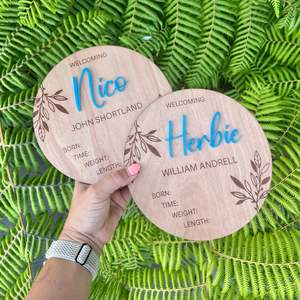 Birth announcement with acrylic name