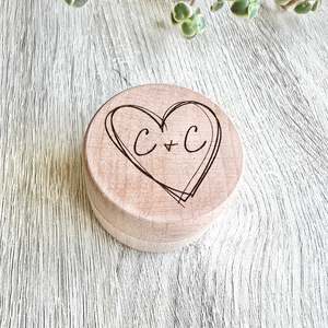 Initial heart ring box