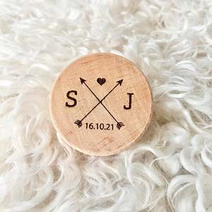 Ring Boxes: Initials with arrows ring box