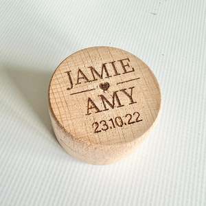 Couple ring box - Names with heart