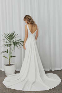 Dresses: Sample Sarah Overksirt