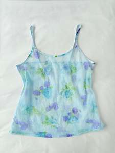 Tops: 00’s Blue floral mesh cami | Size 10-12