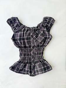 Staff Picks: 00’s Purple plaid milkmaid top | Size 10
