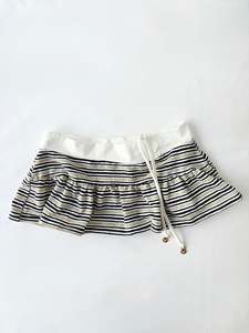 Staff Picks: 00’s Arnold Palmer micro mini skirt | Size 6-8