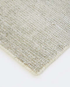 Plain Rugs: Belverde Floor Rug