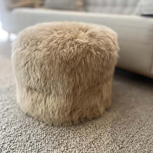 Ottomans: Classic NZ Long Wool Sheepskin Ottoman