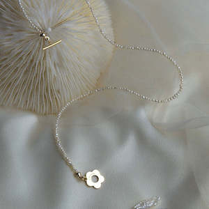 Cooperates: NTW - Natural Pearls With 18K Gold Chocker Necklace - Cloud Light