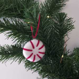 H O M E G R O W N: Felt Peppermint Decoration | White