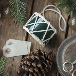 L A S T C H A N C E: Drum | Moss Green | Small