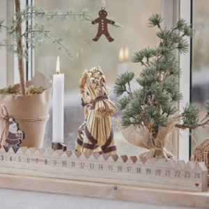 Advent: Wooden Advent | Walking Santa