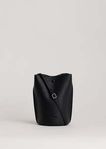 Phoebe Bucket: Phoebe Bucket / Black Deer Nappa