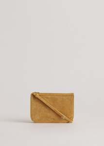 Under 500: Vi Bag / Sun Suede