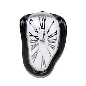 Melting Clock Black