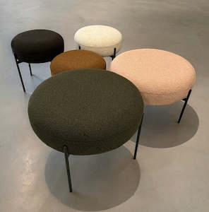 ACCESSORIES: DOTT OTTOMAN
