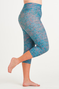 Elemental - Capri Length Legging