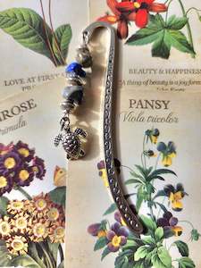 Accessories: Lapis Lazuli Turtle Bookmark