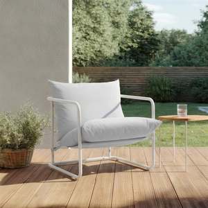 Living: Outdoor Sling Chair