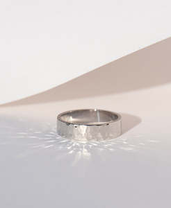 Mens Rings: Orion Band 6mm - Platinum