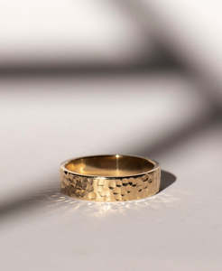 Mens Rings: Orion Band 6mm - 18k Yellow Gold