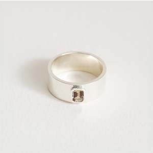 New: Silver Cigar Ring with Brown Sapphire