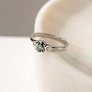 Made To Order: Oval Orbit Ring